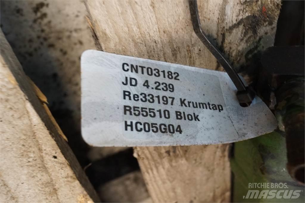 John Deere 4239 Moottorit
