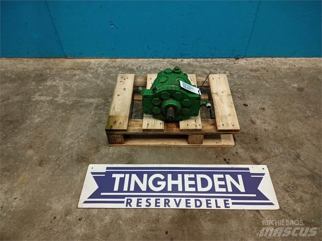 John Deere 4240 Hydrauliikka