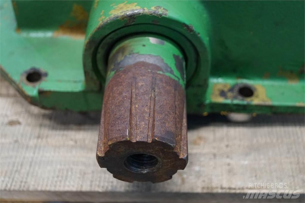 John Deere 4240 Lisävarusteet ja komponentit