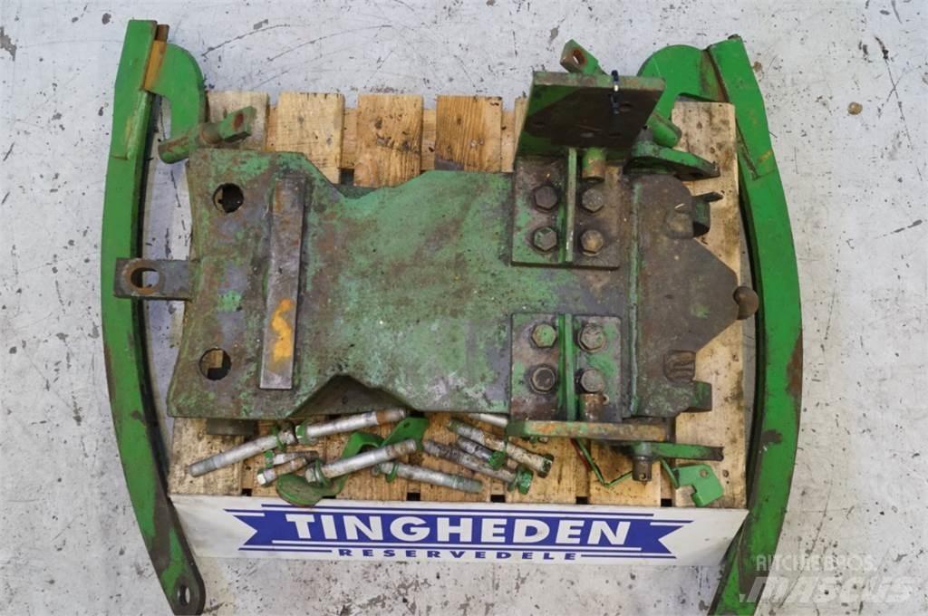 John Deere 4450 Lisävarusteet ja komponentit