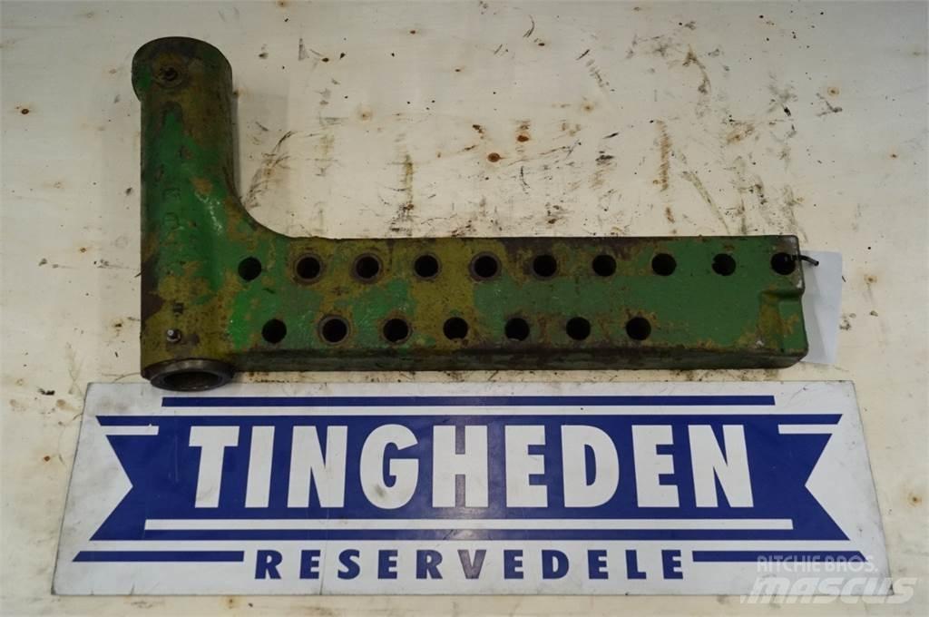 John Deere 4455 Lisävarusteet ja komponentit