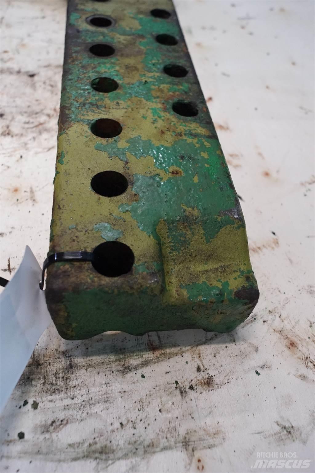 John Deere 4455 Lisävarusteet ja komponentit