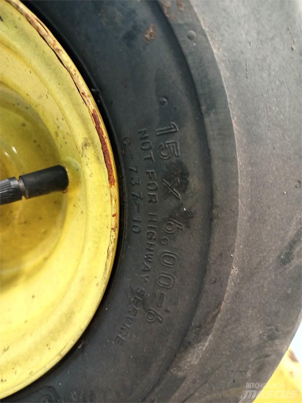 John Deere 592 Akselit