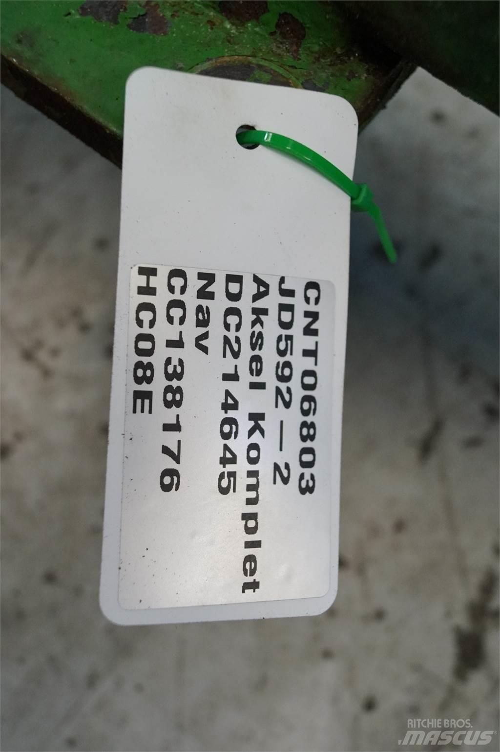 John Deere 592 Akselit