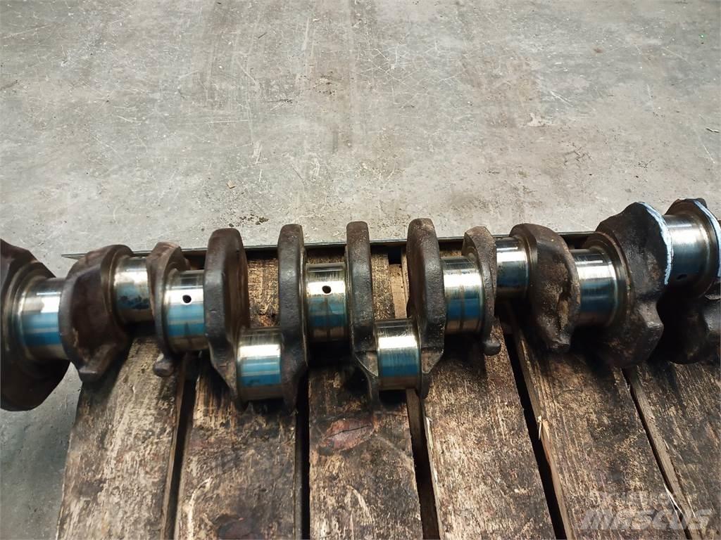 John Deere 6329 Moottorit