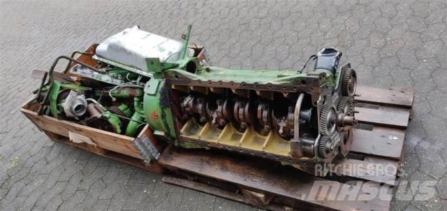 John Deere 6359T Moottorit