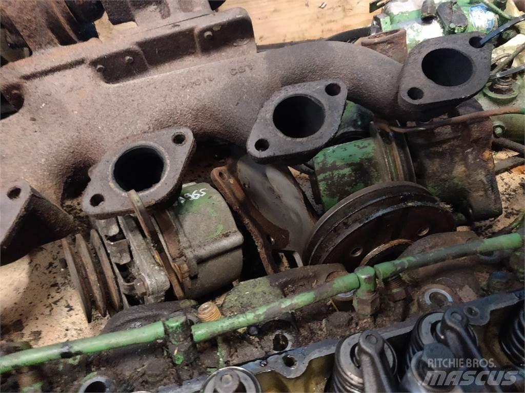 John Deere 6359T Moottorit