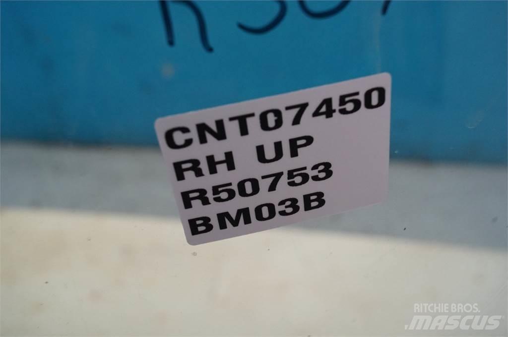 John Deere 8850 Ohjaamo ja sisusta