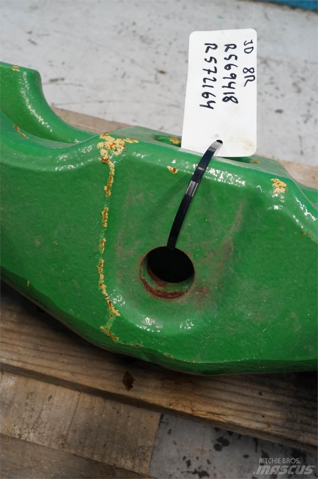 John Deere 8R Etupainot
