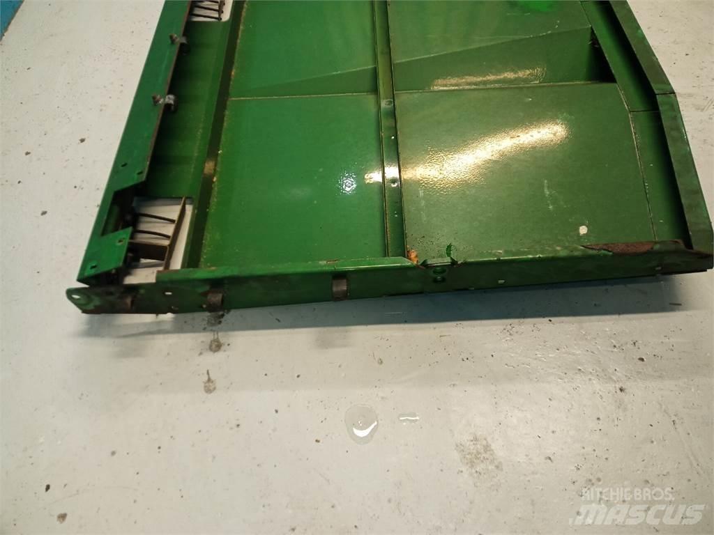John Deere 9540 Hiekan- ja suolanlevittimet