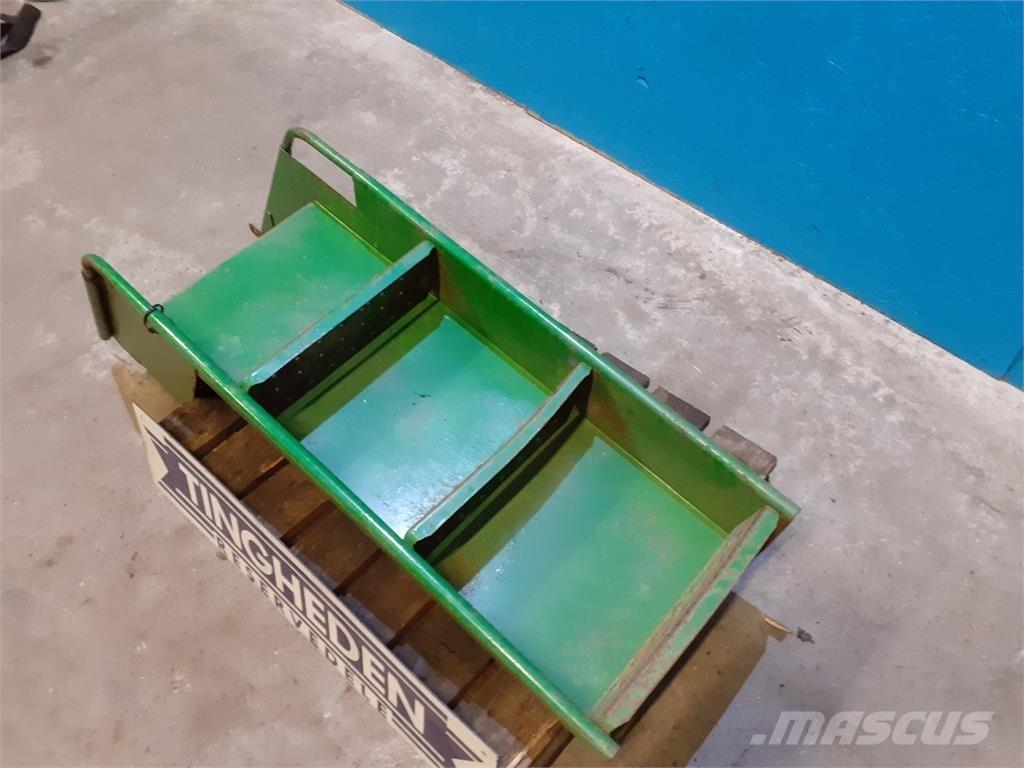 John Deere 955 Ohjaamo ja sisusta