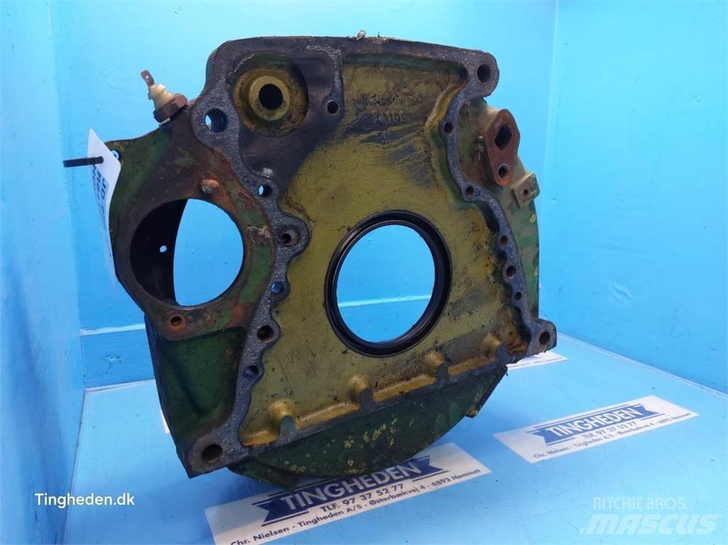 John Deere 955 Moottorit