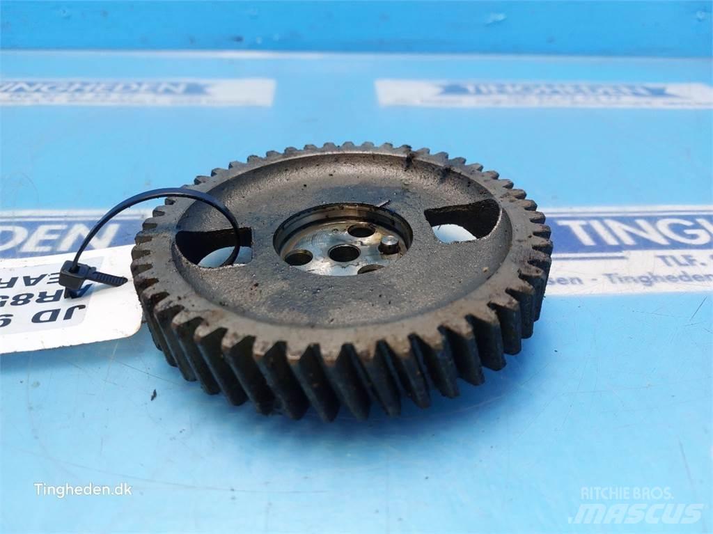 John Deere 955 Moottorit