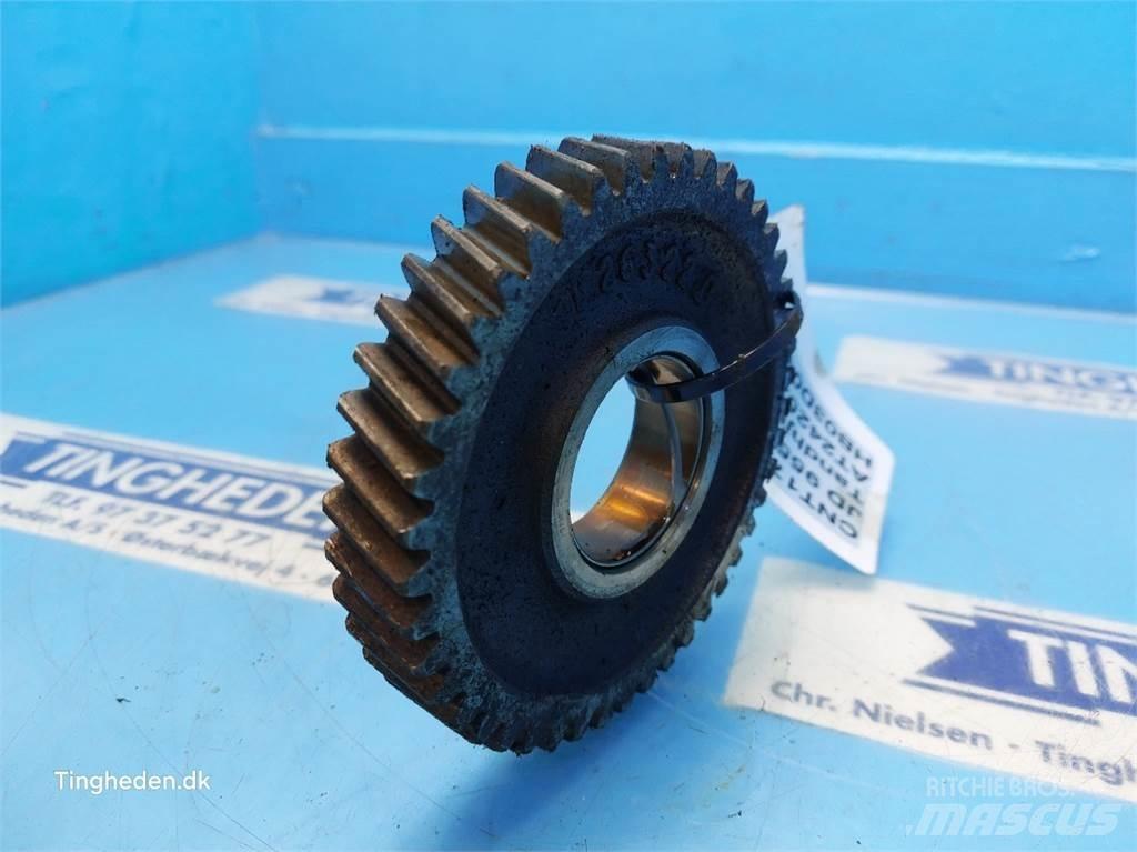 John Deere 955 Moottorit