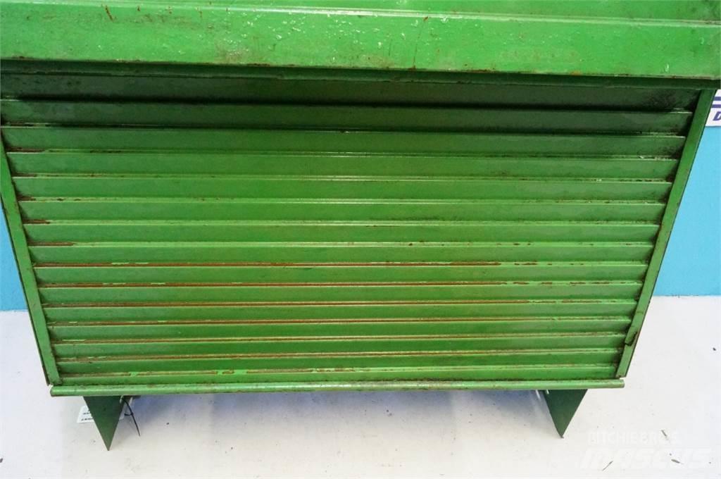 John Deere 965 Hiekan- ja suolanlevittimet