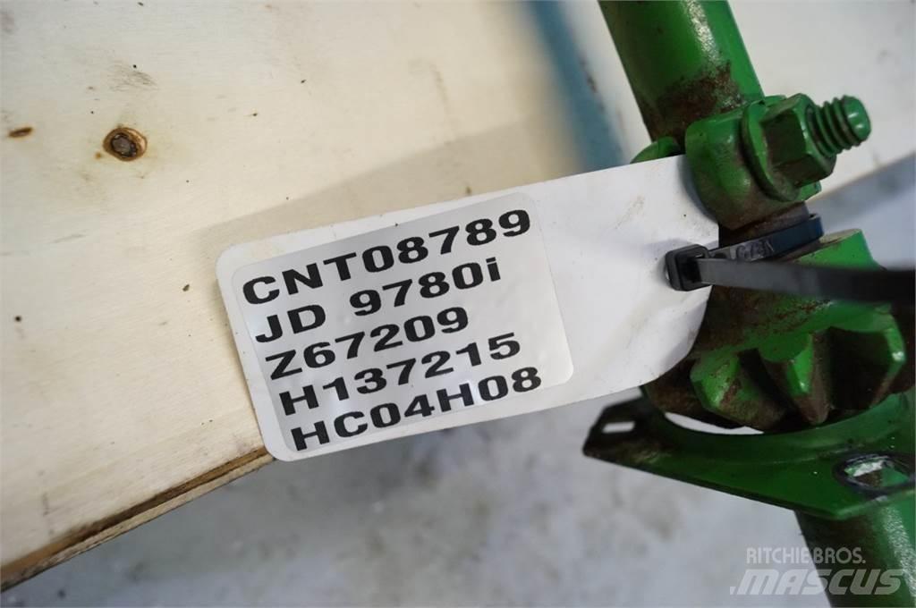 John Deere 9780 Hiekan- ja suolanlevittimet