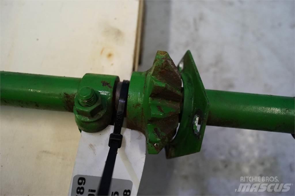 John Deere 9780 Hiekan- ja suolanlevittimet