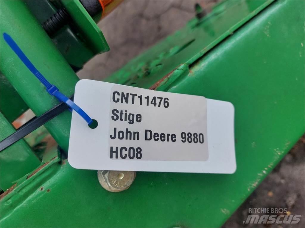 John Deere 9880 Ohjaamo ja sisusta