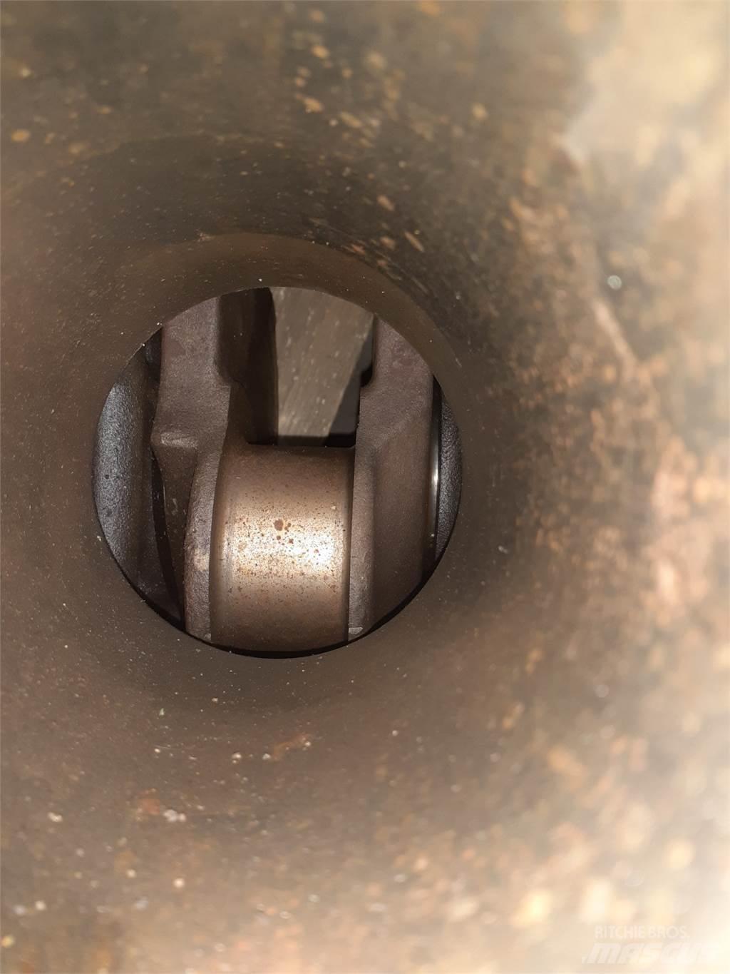 John Deere M43LW Moottorit