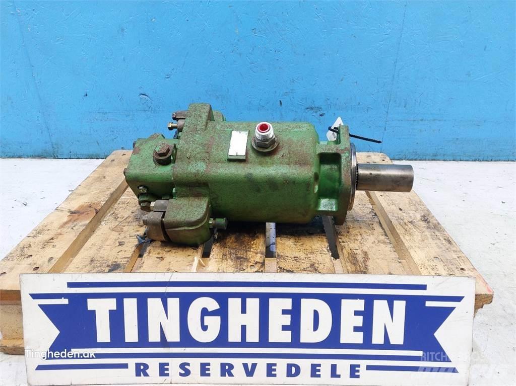 John Deere T660I Hydrauliikka