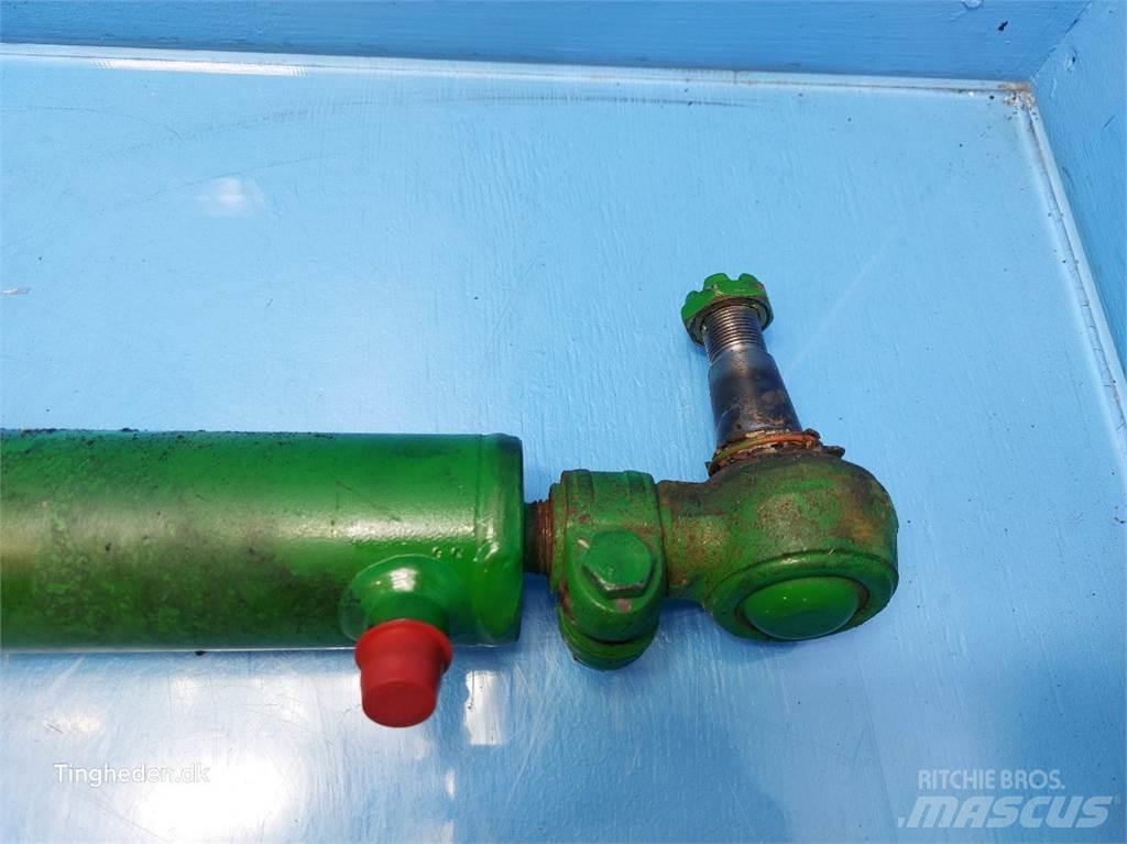 John Deere T660I Hydrauliikka