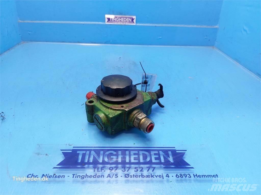 John Deere T660I Hydrauliikka