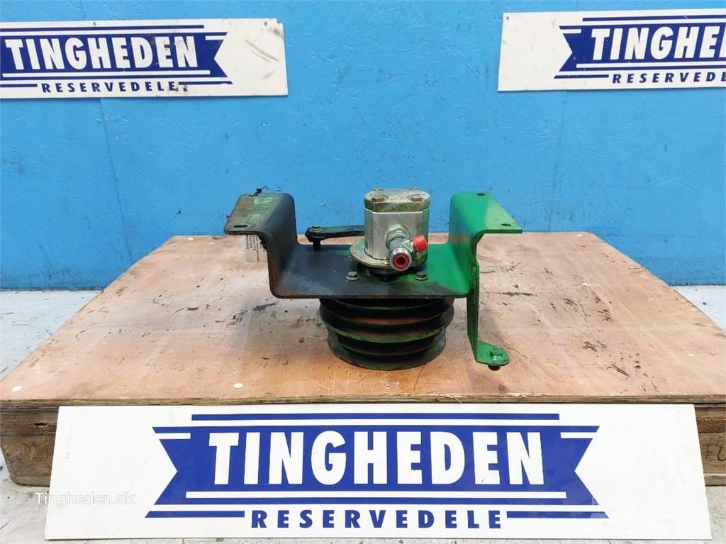 John Deere T660I Hydrauliikka