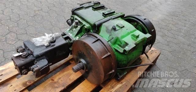 John Deere T670I Hydrauliikka