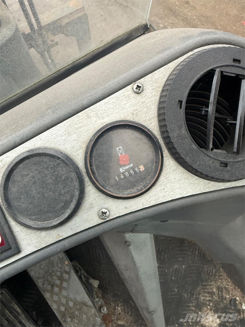 Kalmar DCD80-6 Dieseltrukit