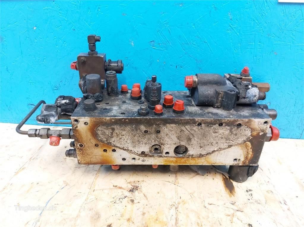 Krone Big X 360 Hydrauliikka