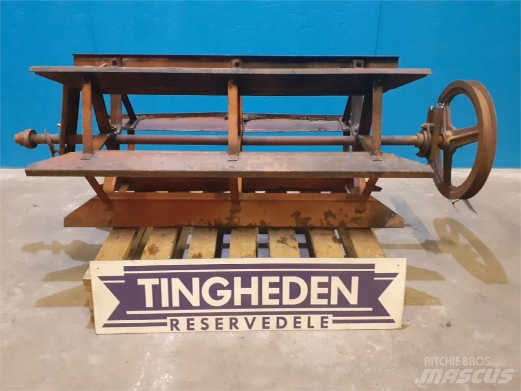 Laverda 3500 Hiekan- ja suolanlevittimet