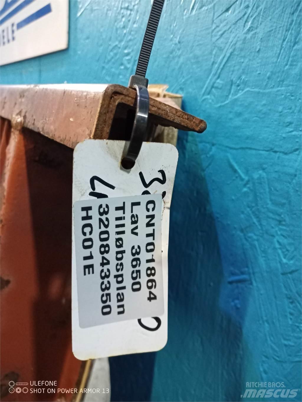 Laverda 3650 Hiekan- ja suolanlevittimet