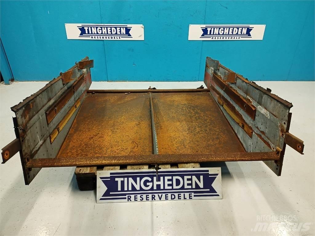 Laverda 3650 Hiekan- ja suolanlevittimet