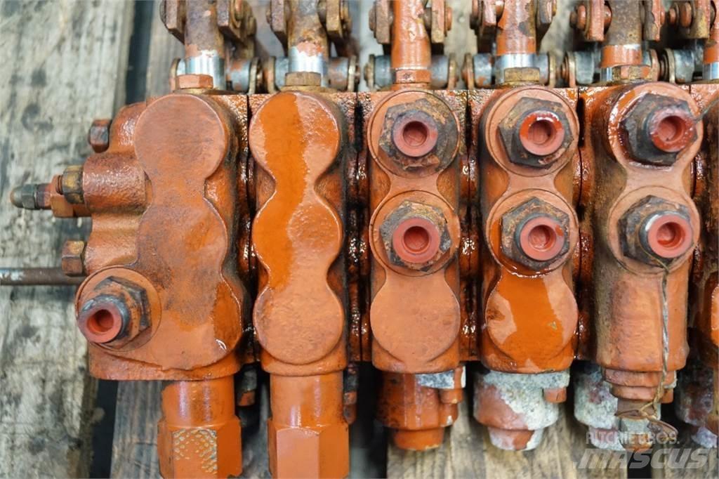 Laverda 3650 Hydrauliikka