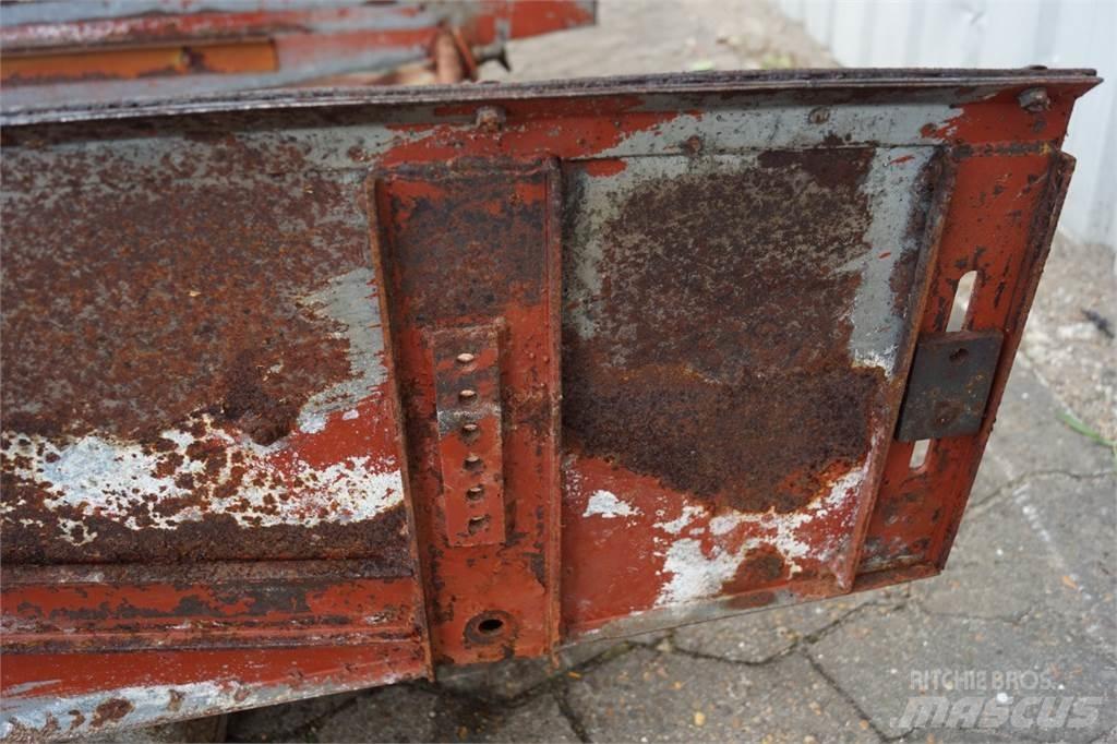 Laverda 3790 Hiekan- ja suolanlevittimet