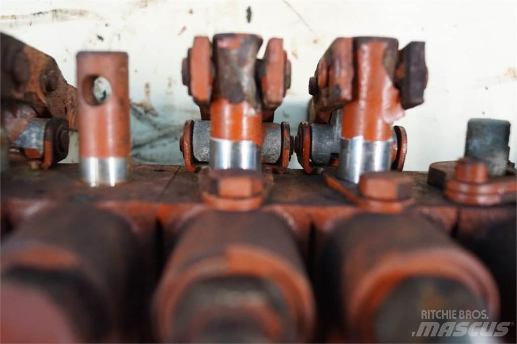 Laverda 3790 Hydrauliikka