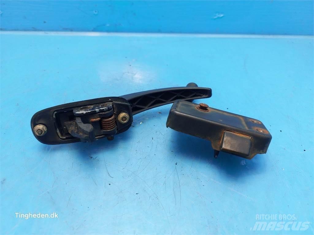 Laverda 3790 Ohjaamo ja sisusta