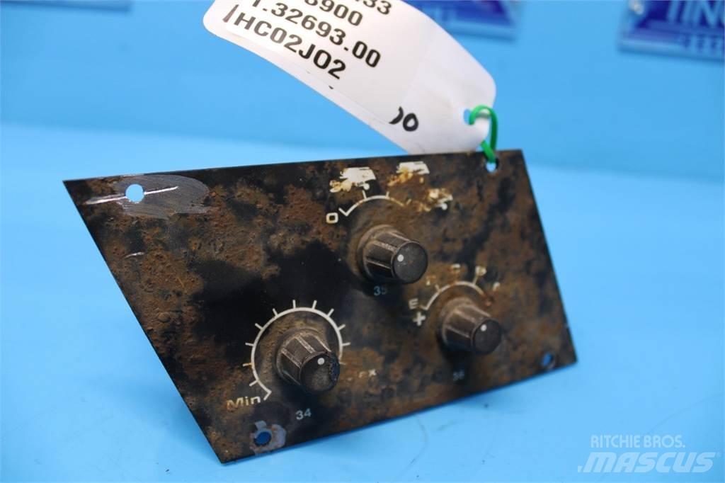 Laverda 3900 Sähkö ja elektroniikka