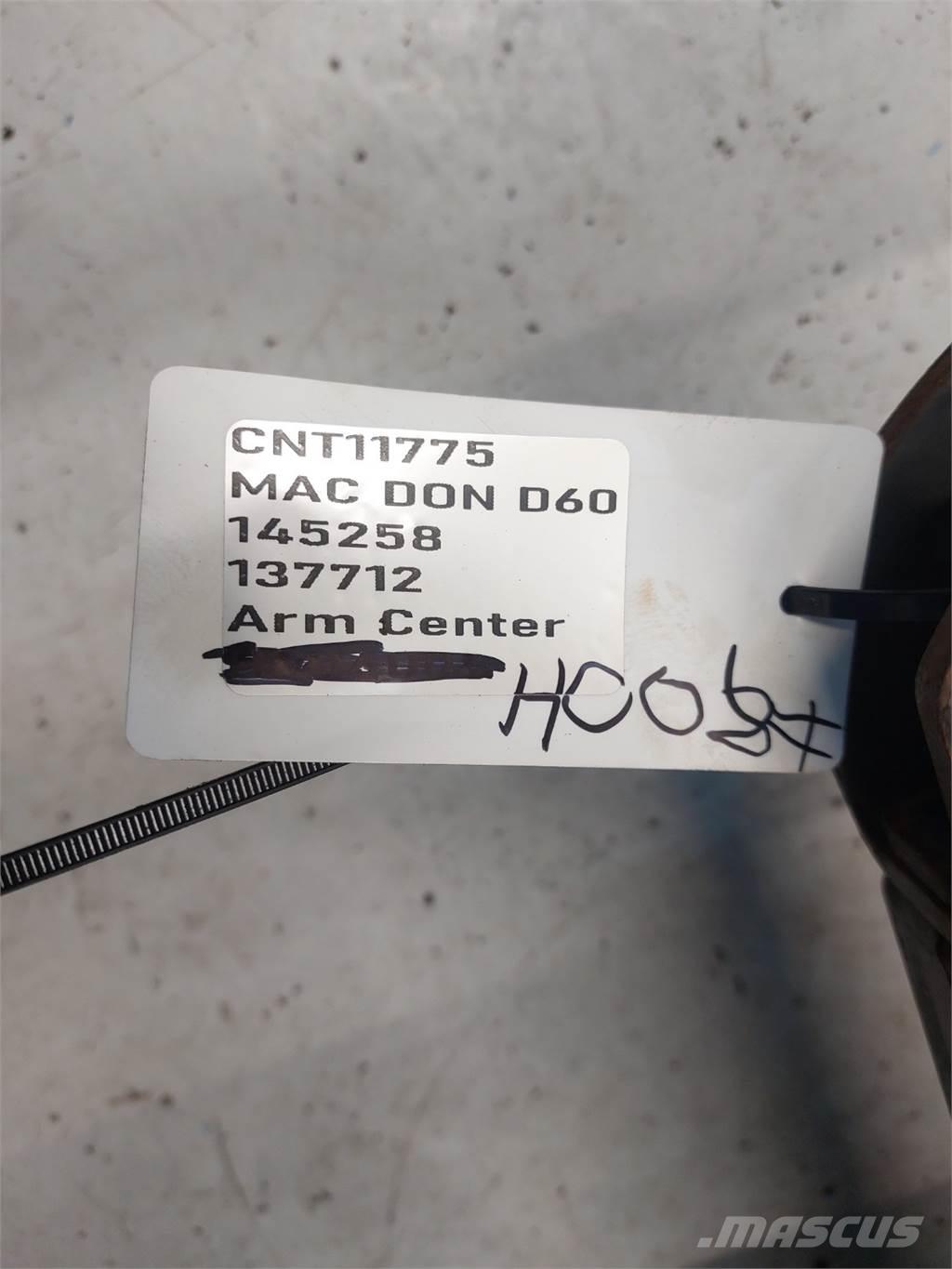 MacDon D60 Lisävarusteet ja komponentit