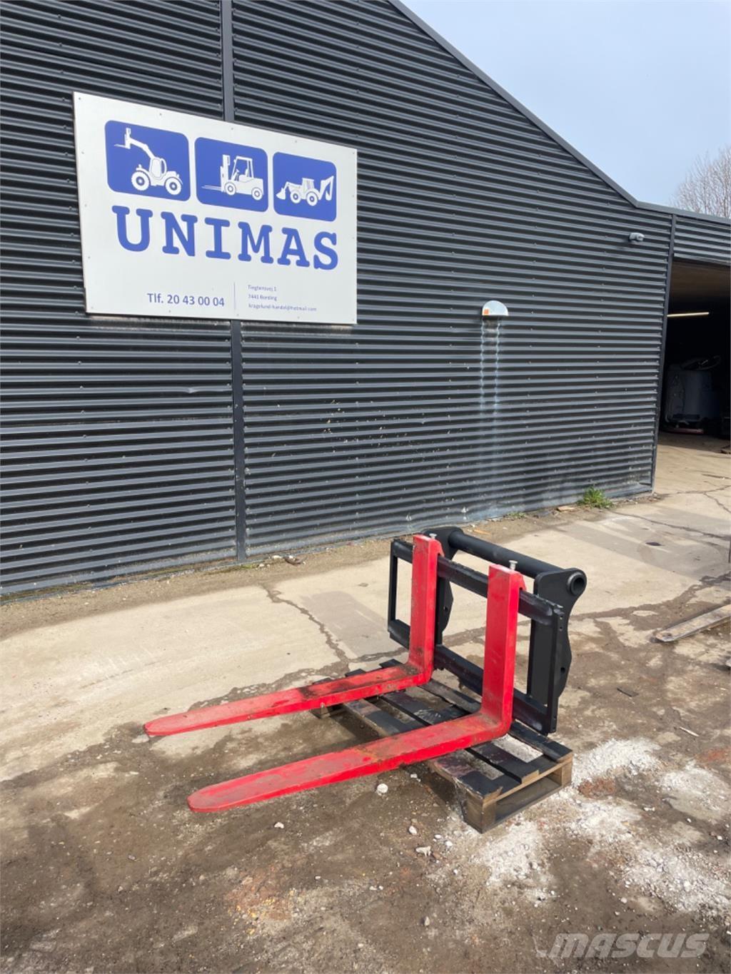 Manitou 5000kg Trukkihaarukat