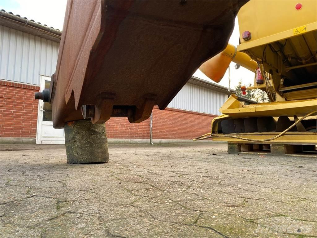 Merlo 40.7 Puomit