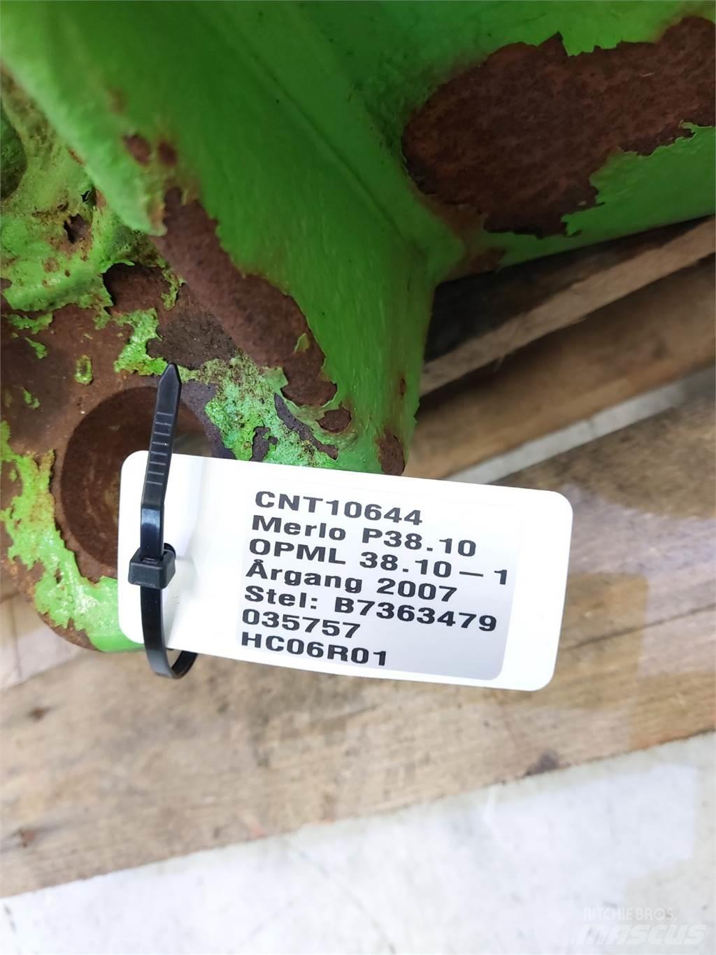 Merlo P38.10 Akselit