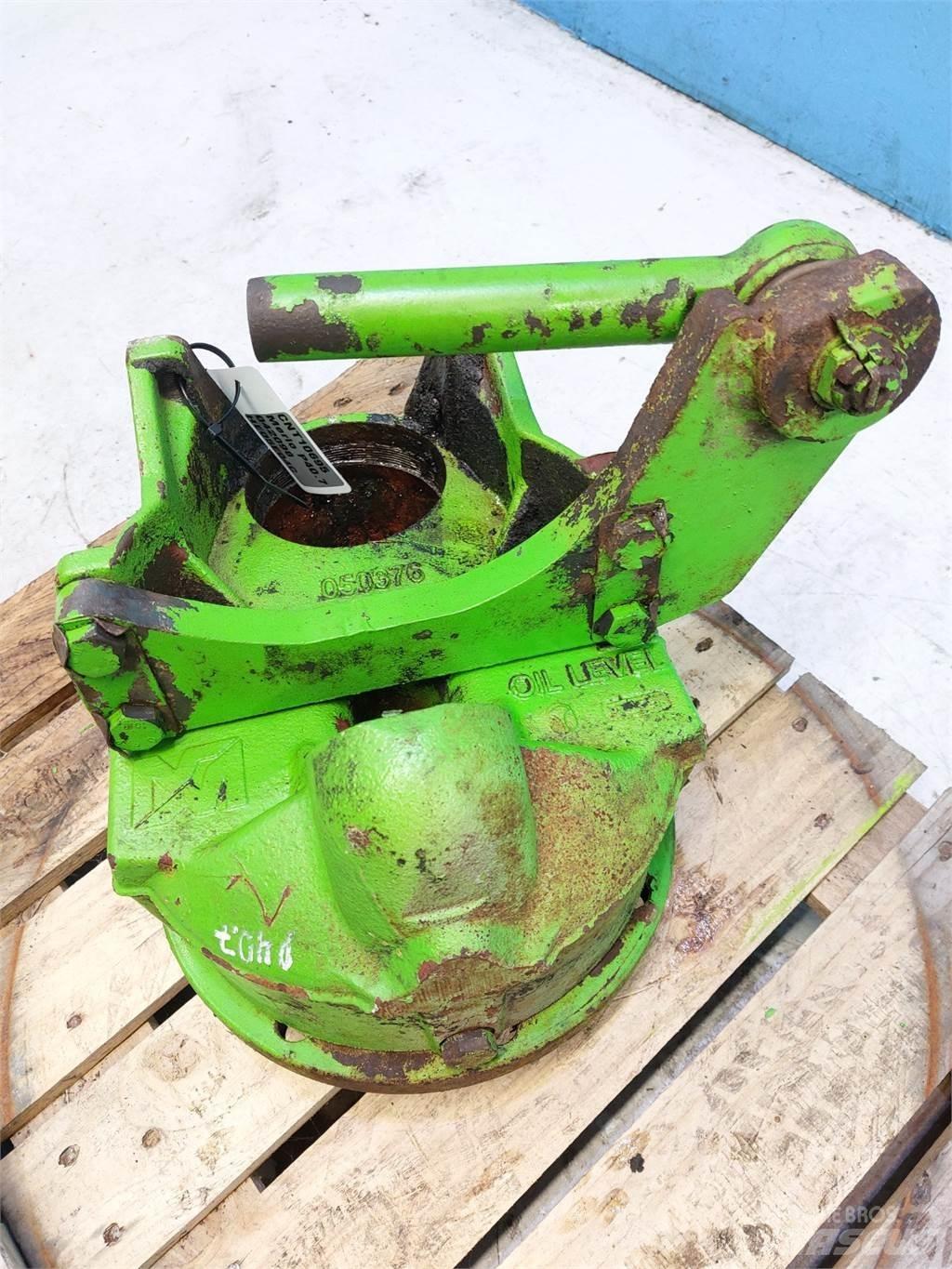 Merlo P40.7 Akselit