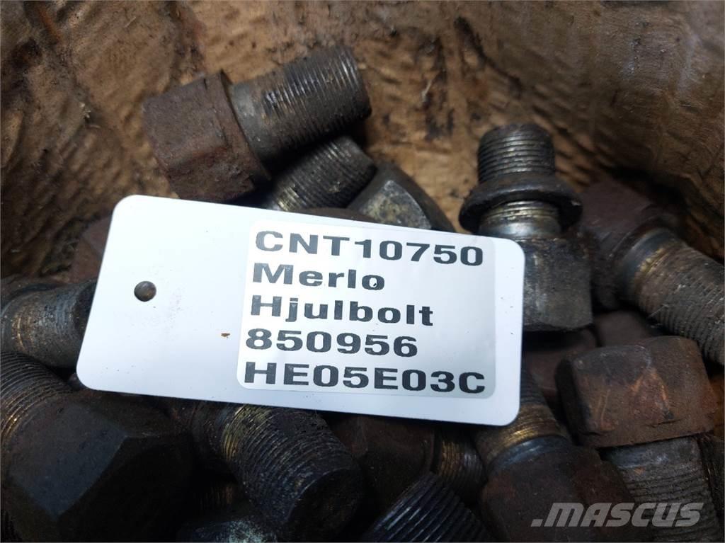 Merlo P40.7 Renkaat ja vanteet