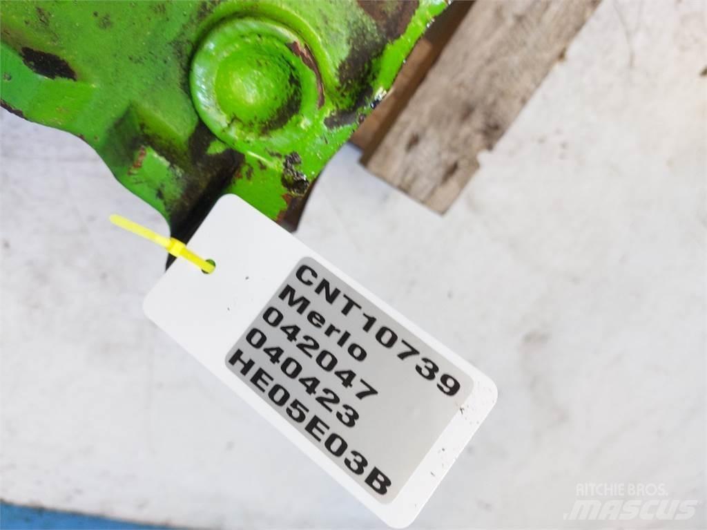 Merlo P41.7 Akselit