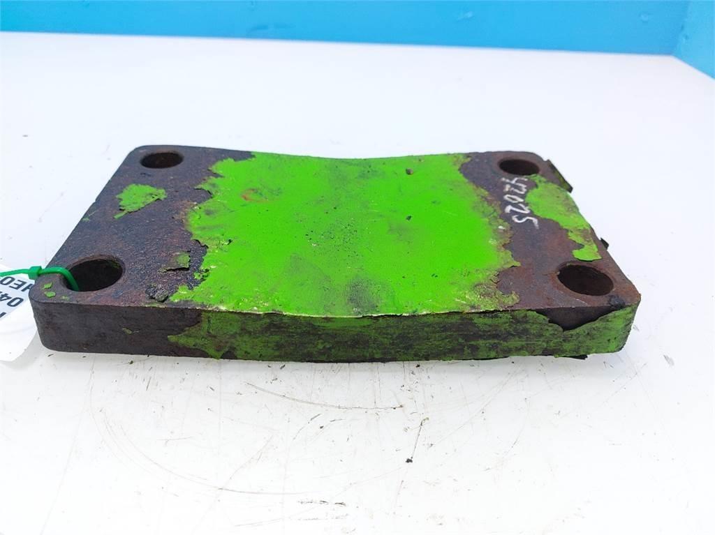 Merlo P41.7 Akselit