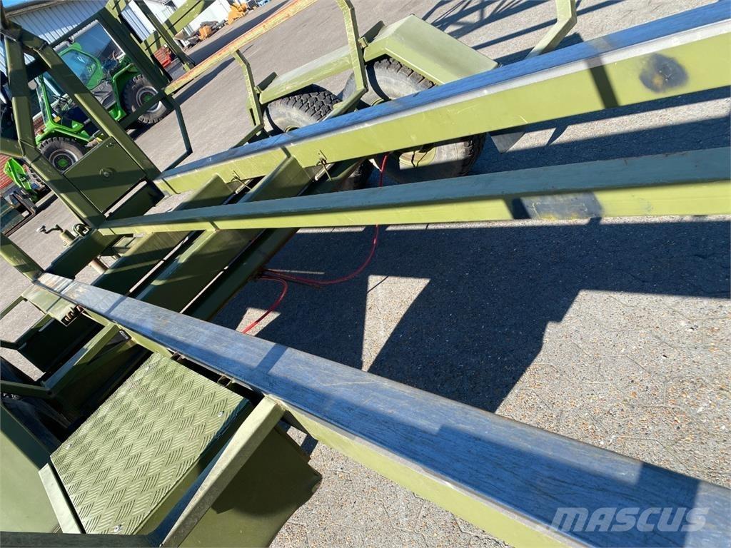  Militær vogn Muut perävaunut