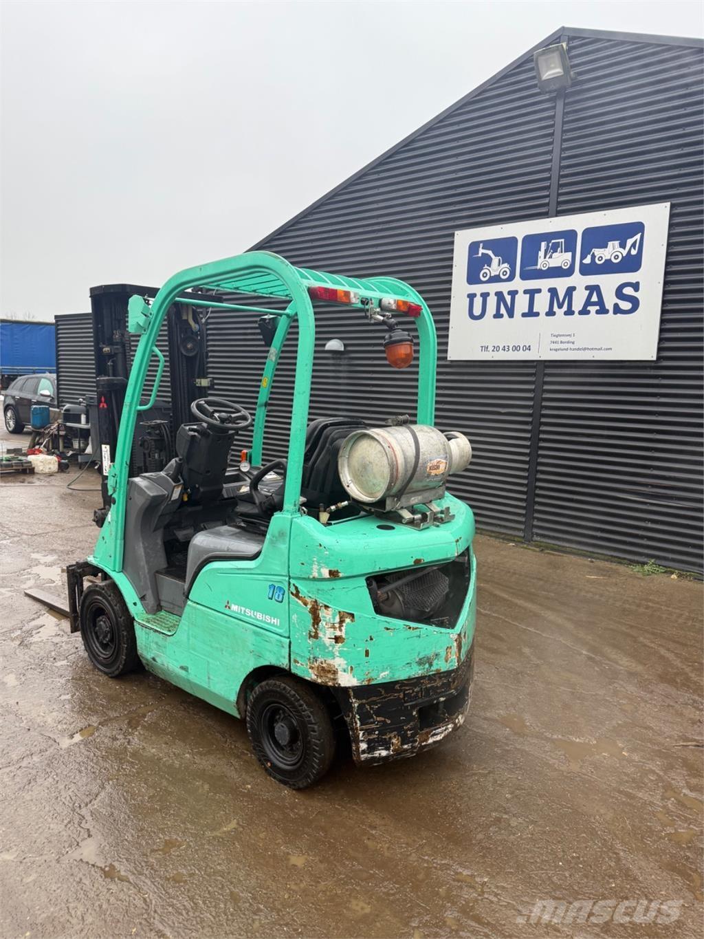 Mitsubishi FG18 Nestekaasutrukit