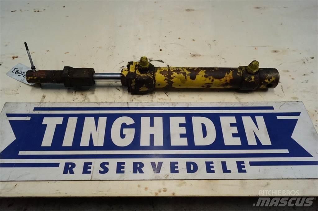New Holland 1500 Hydrauliikka
