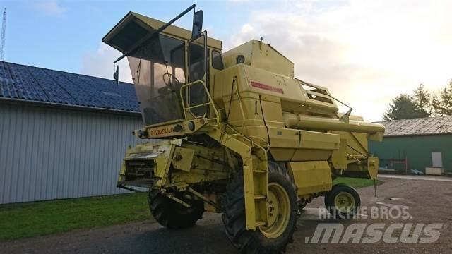 New Holland 1550 Leikkuupuimurit